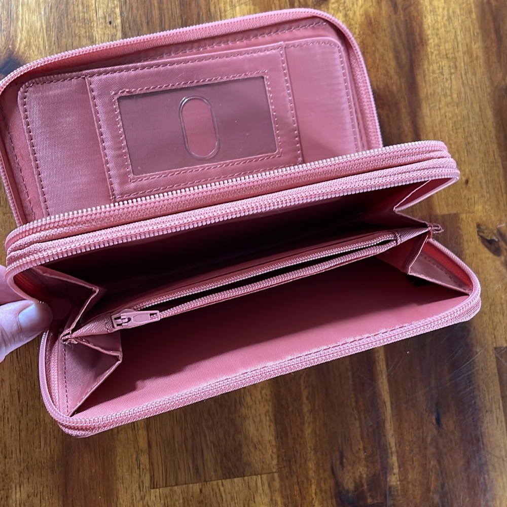 Mundi Wallet - Picture 8 of 10